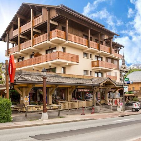 Les Aiguilles De Warens Aparthotel Combloux Bagian luar foto