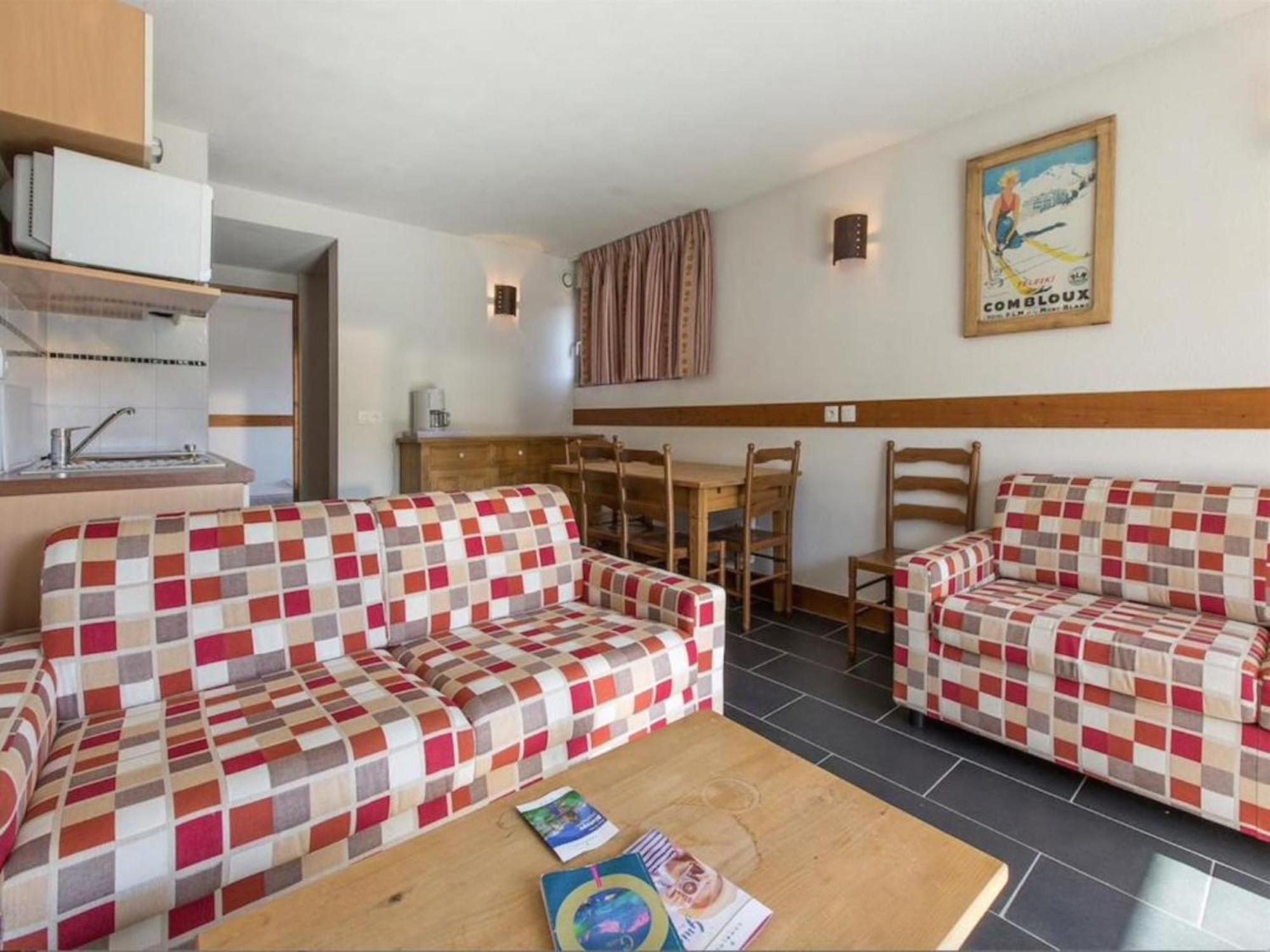 Les Aiguilles De Warens Aparthotel Combloux Bagian luar foto